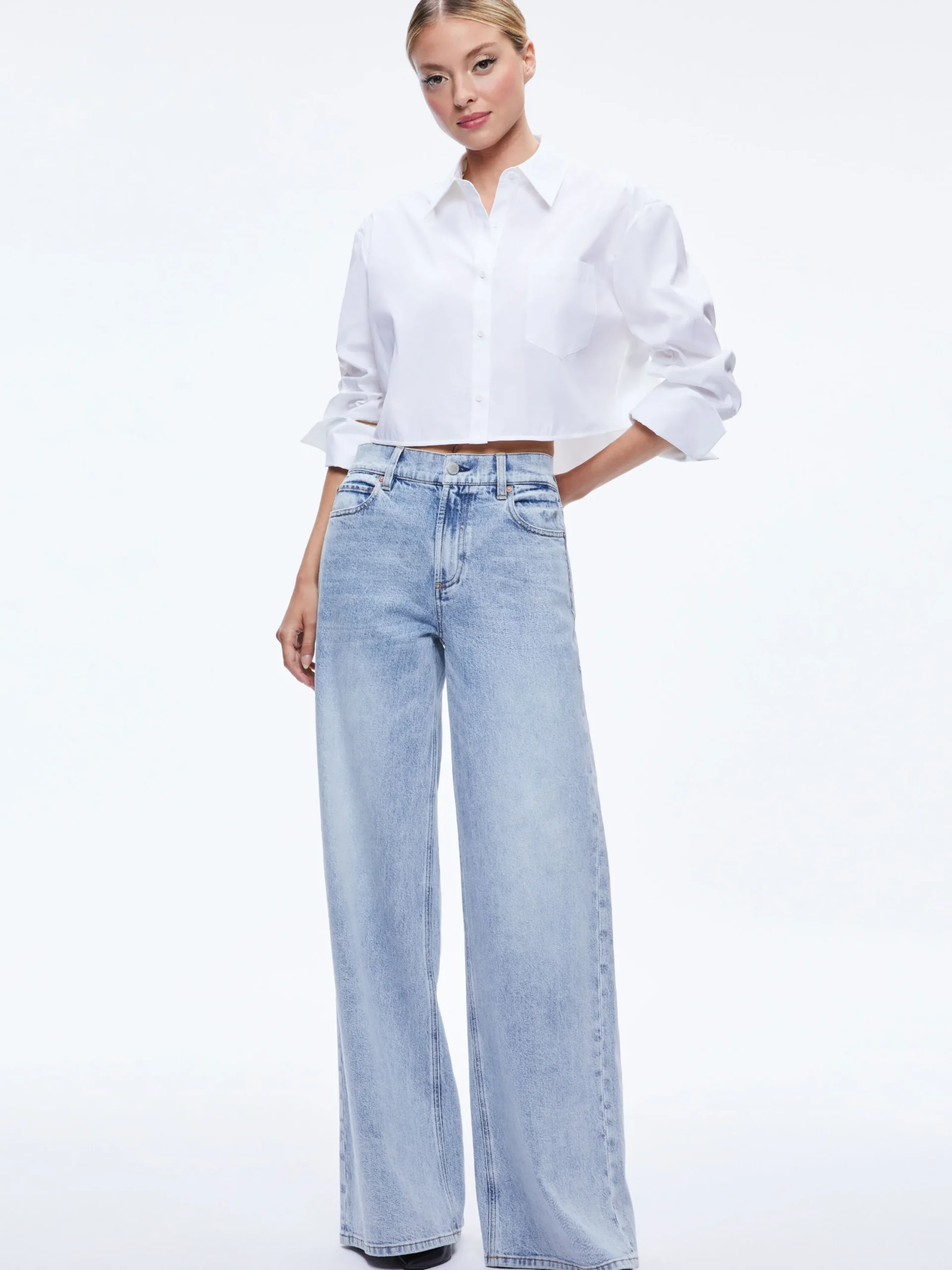 Alice and Olivia ESSENTIALS|THE WORKWEAR EDIT*FINELY CROPPED OVERSIZED BUTTON DOWN SHIRT