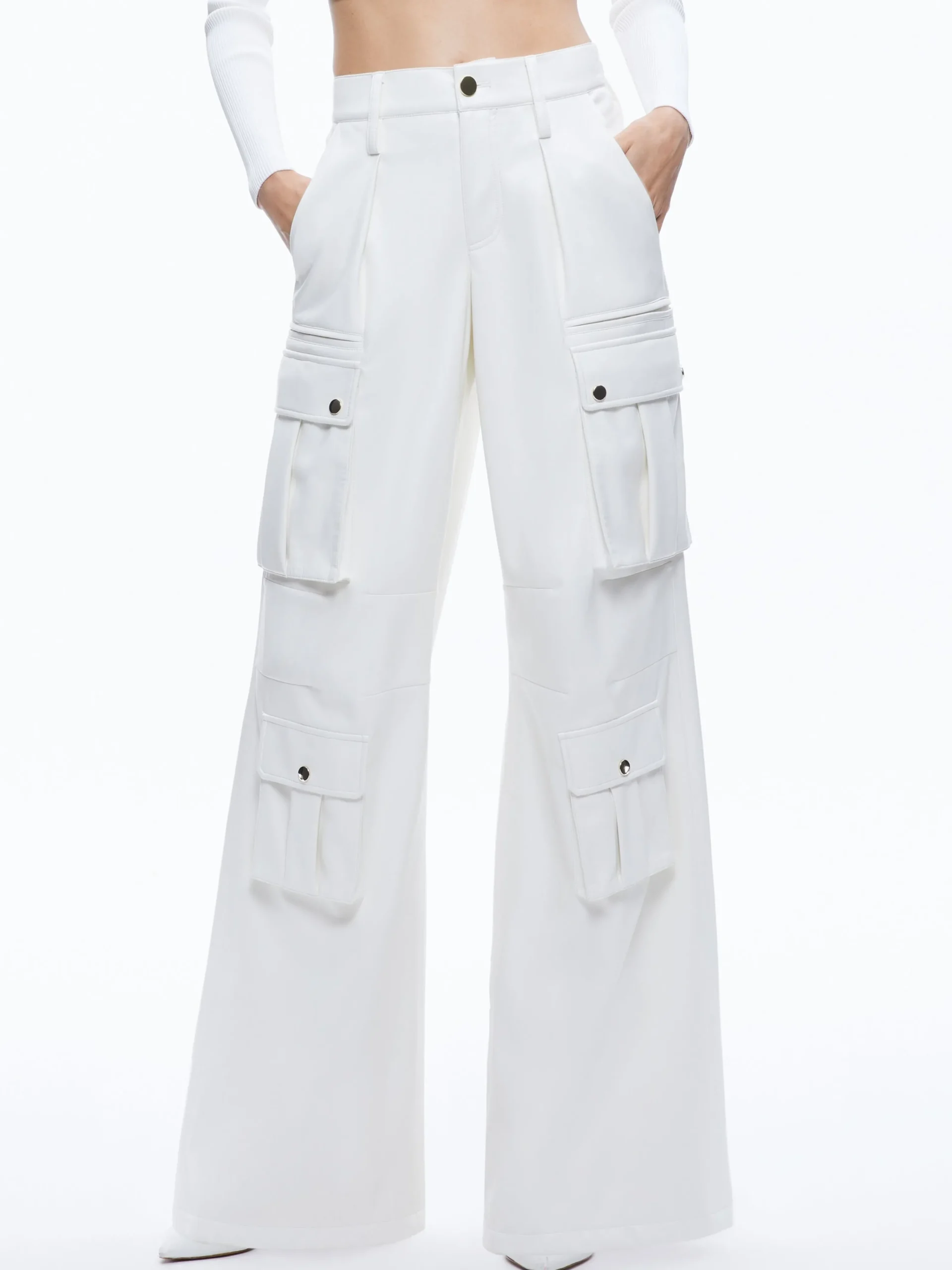 Alice and Olivia VEGAN LEATHER|ESSENTIALS*JOETTE VEGAN LEATHER CARGO PANT