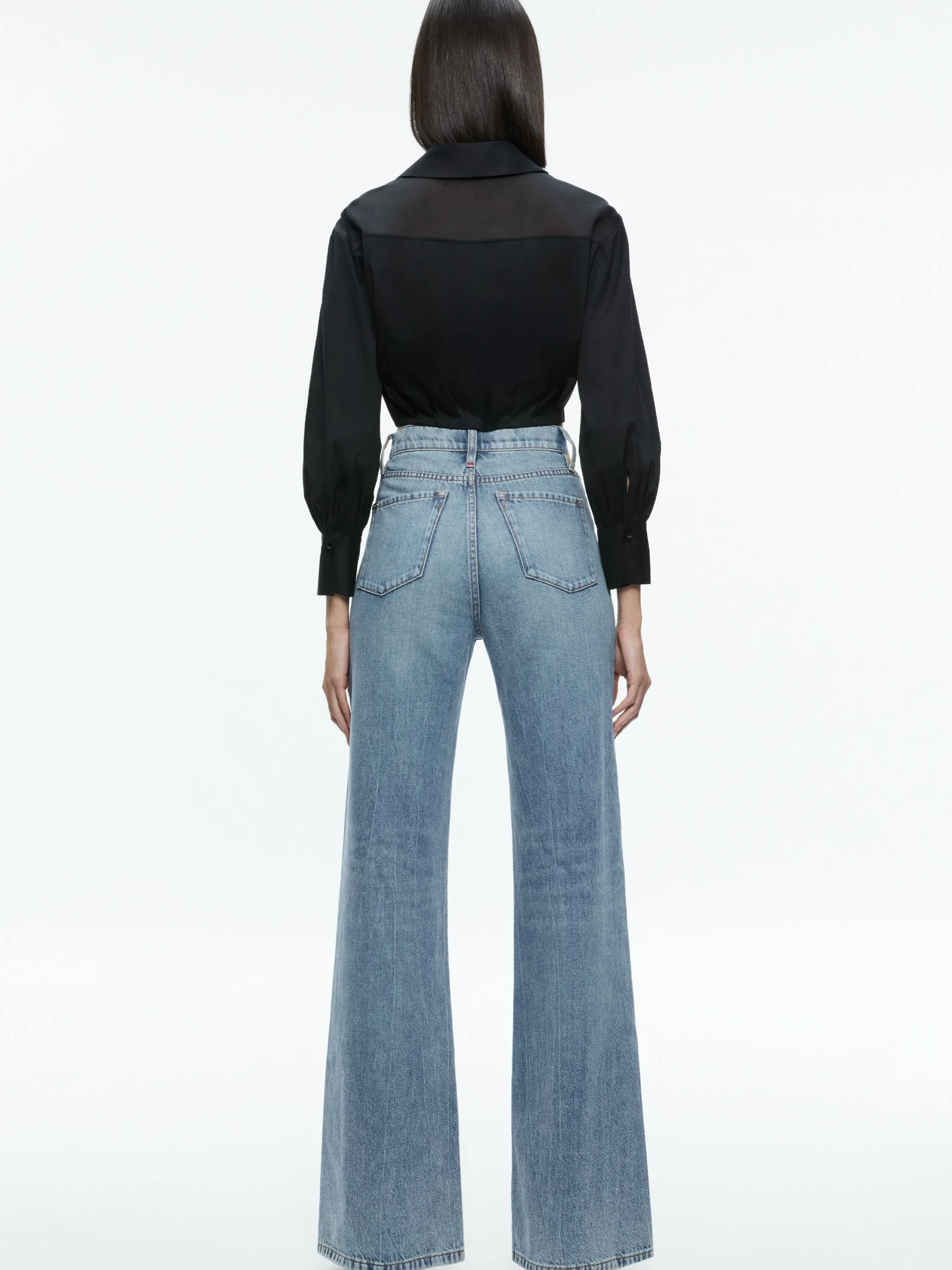 Alice and Olivia ESSENTIALS|TOPS*TRUDY CROPPED BUTTON DOWN